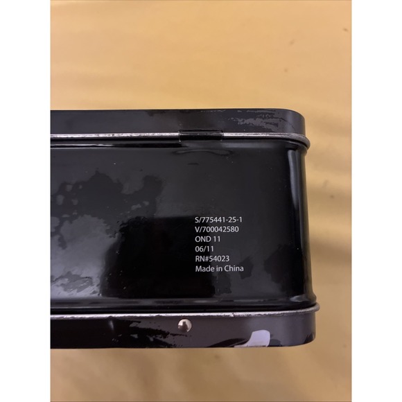 Disney Pixar CARS Start Your Engines Tin Metal Lunch Box MCQUEEN FRANCESCO RAOUL - Picture 9 of 10